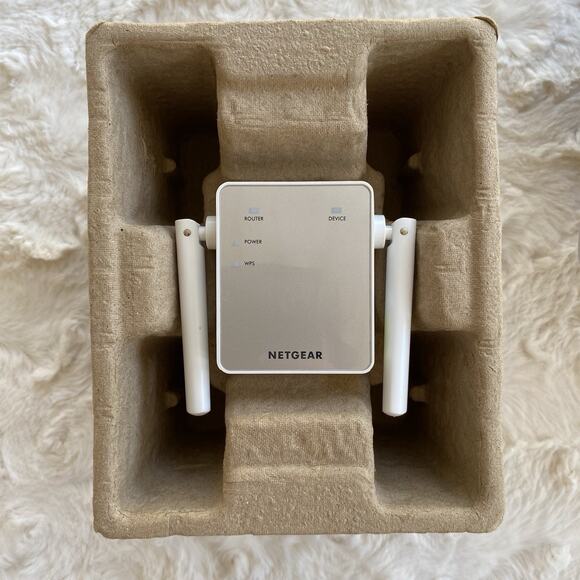 Netgear WiFi Range Extender AC750 Model EX3700 Dual Band Open Box - Picture 5 of 6
